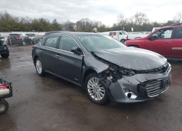 2013 TOYOTA Avalon
