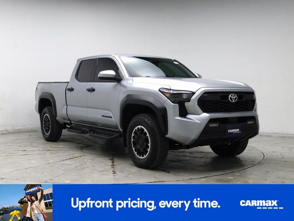 2024 TOYOTA Tacoma