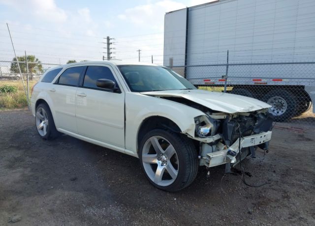 2005 DODGE Magnum