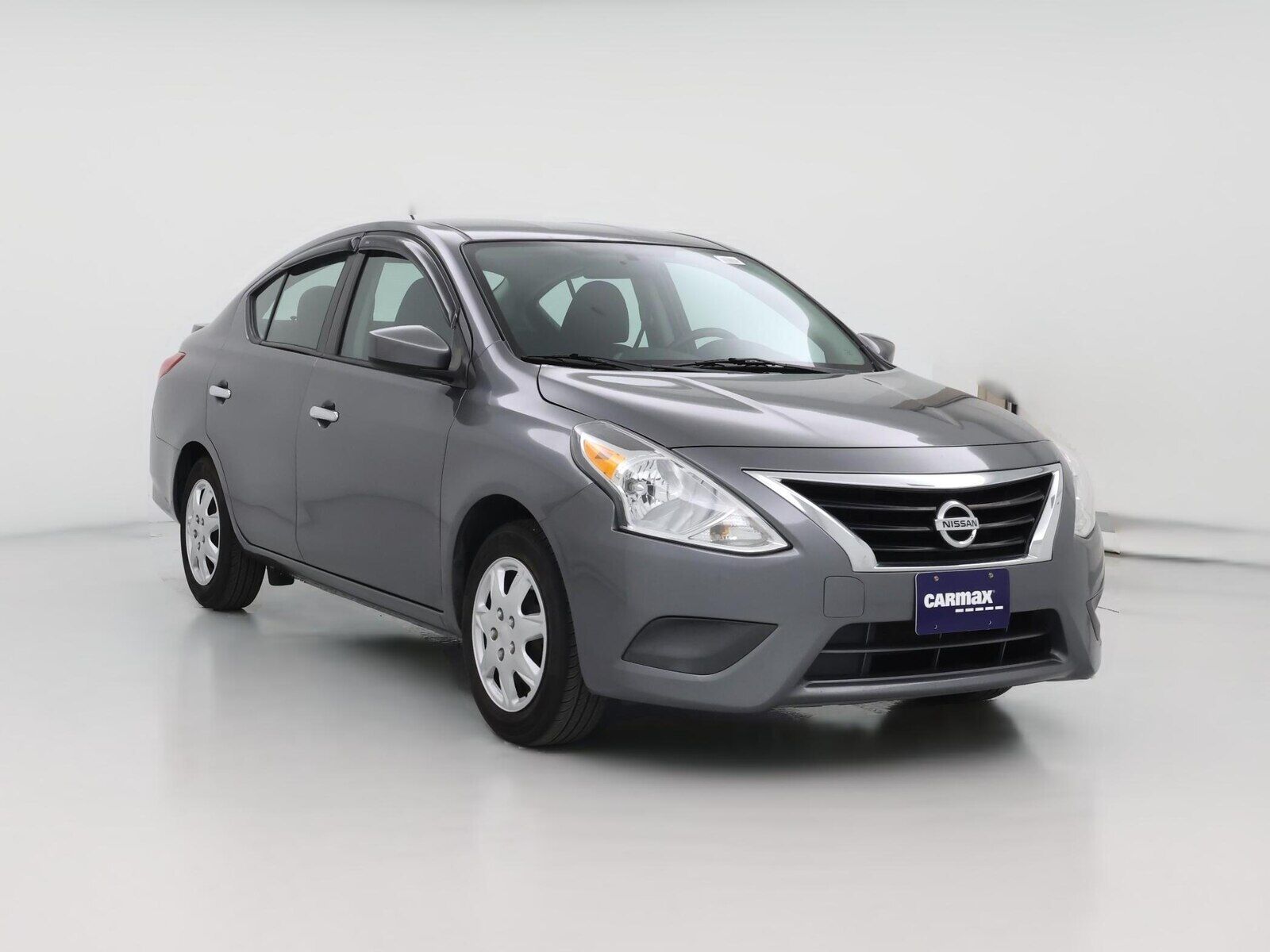 2019 NISSAN Versa