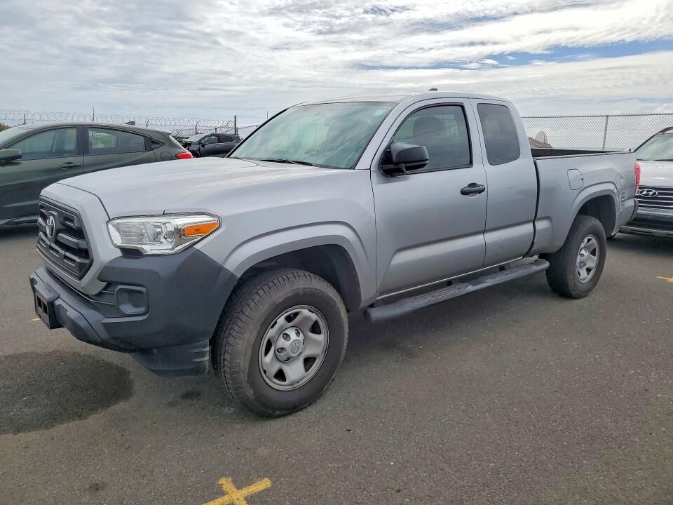 2017 TOYOTA Tacoma