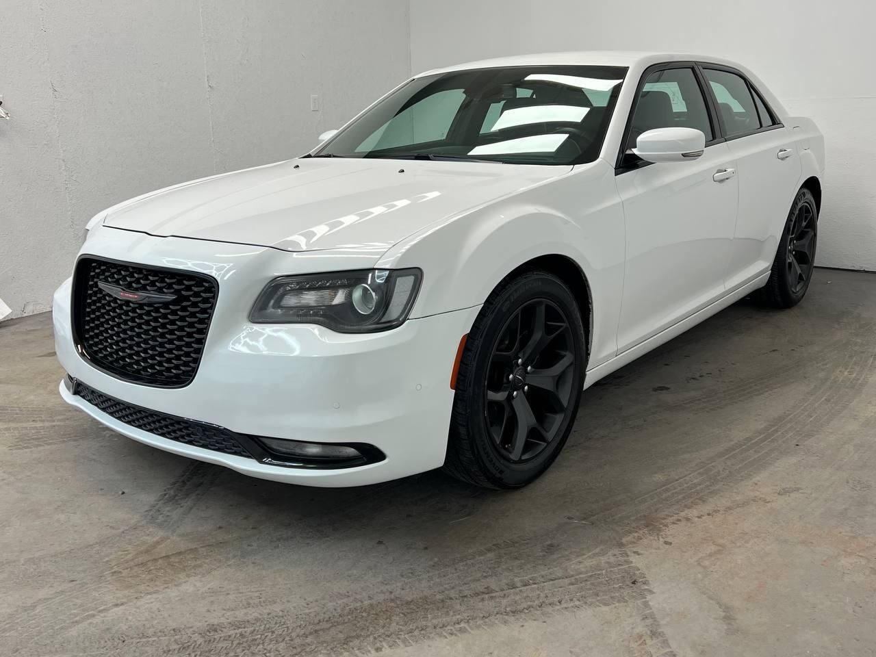 2021 CHRYSLER 300