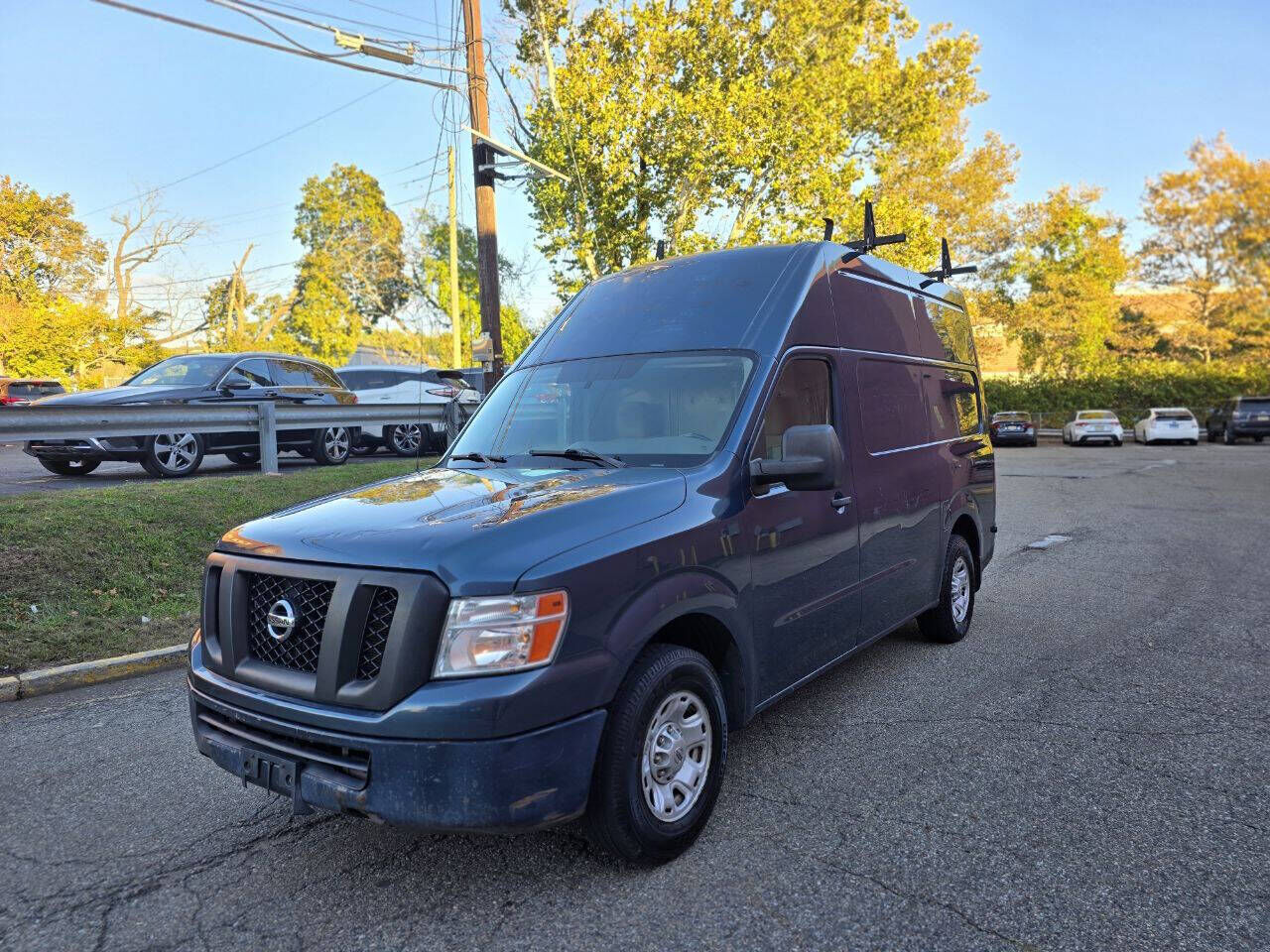 Nissan NV