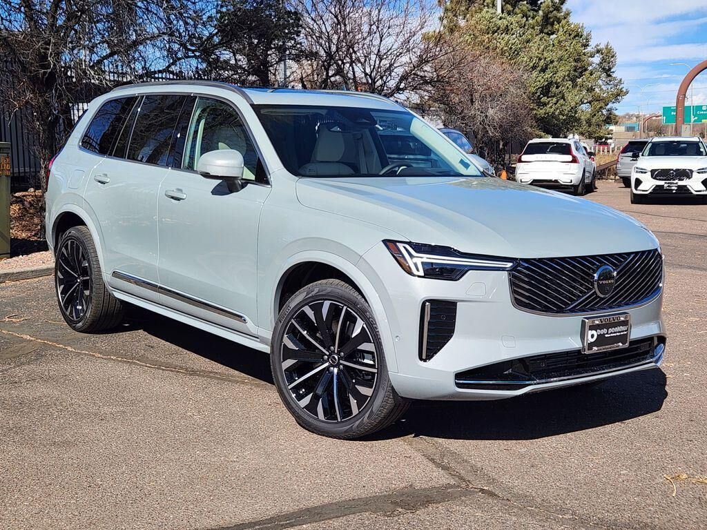 2026 VOLVO XC90