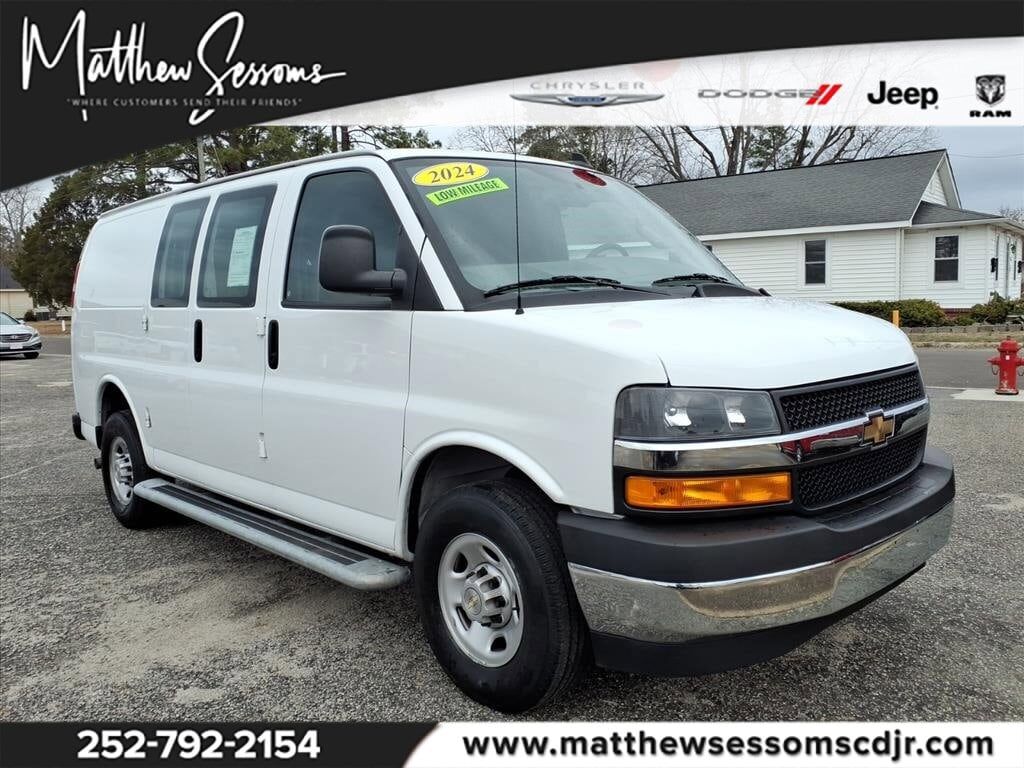 2024 CHEVROLET Express