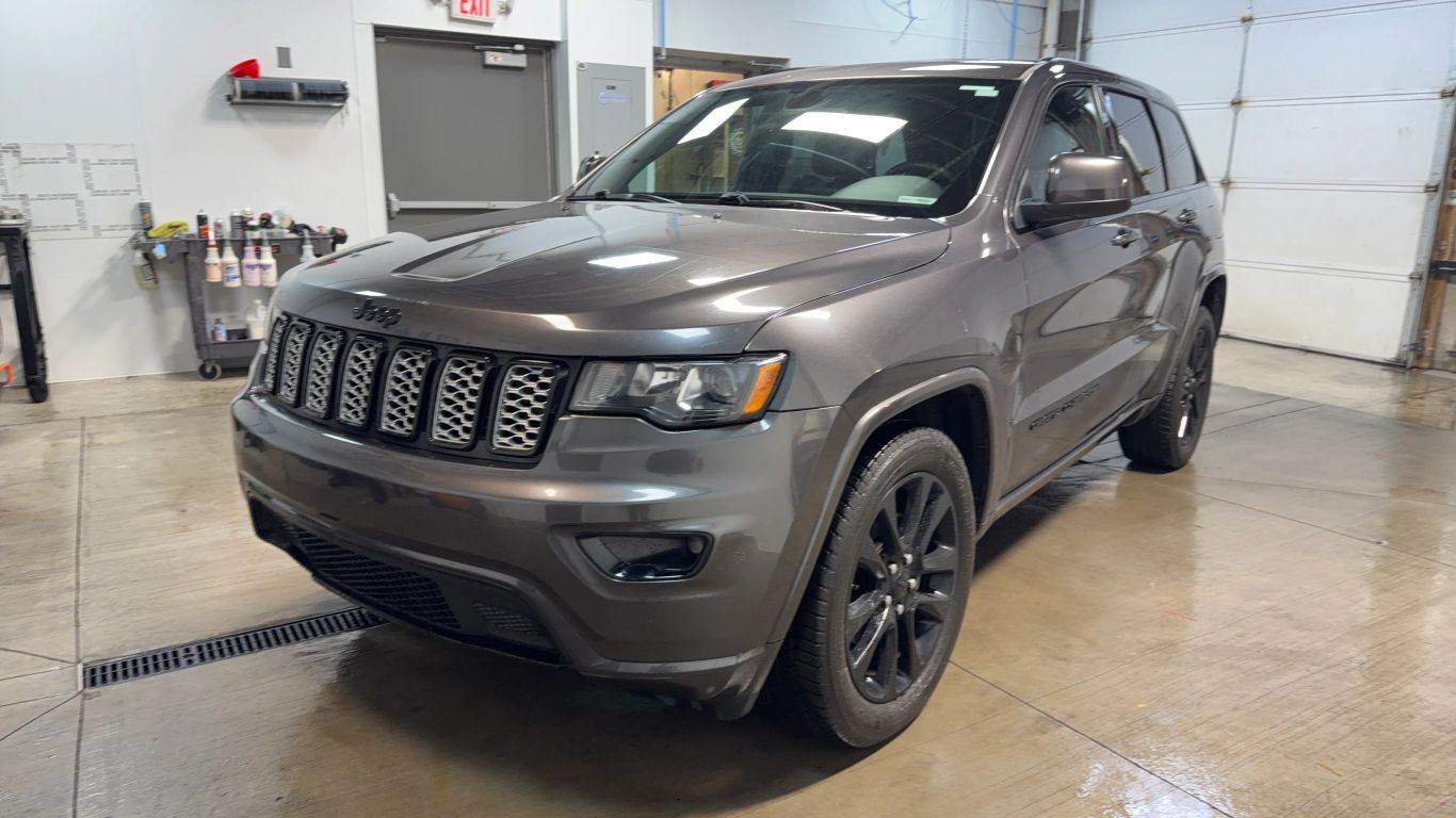 2017 JEEP Grand Cherokee