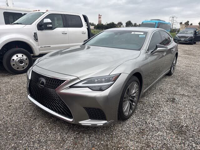 2021 LEXUS LS