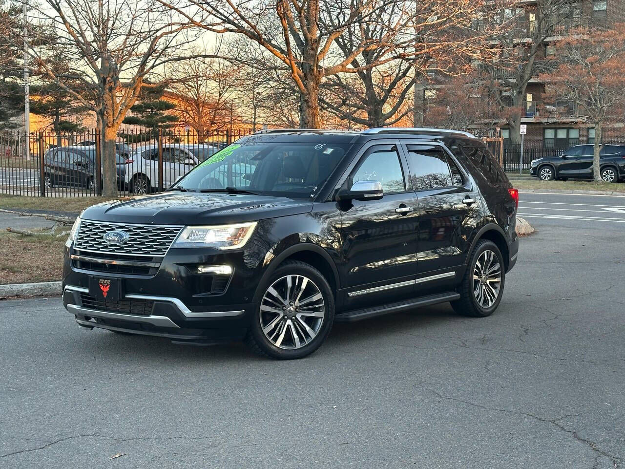 2018 FORD Explorer
