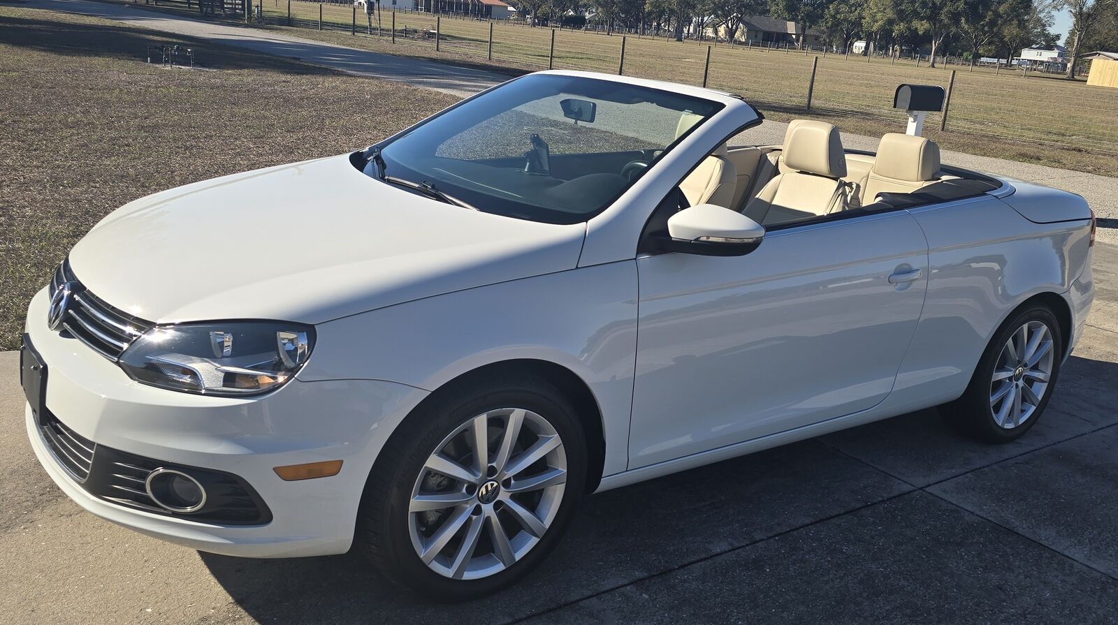 Volkswagen Eos