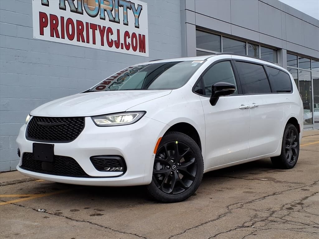2026 CHRYSLER Pacifica
