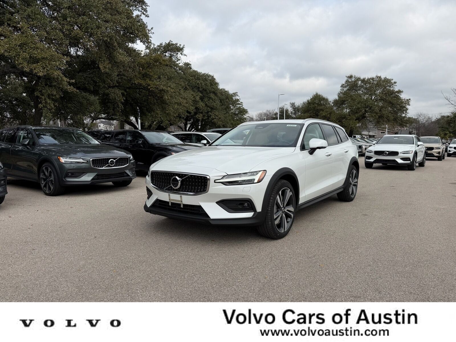 2026 VOLVO V60CC
