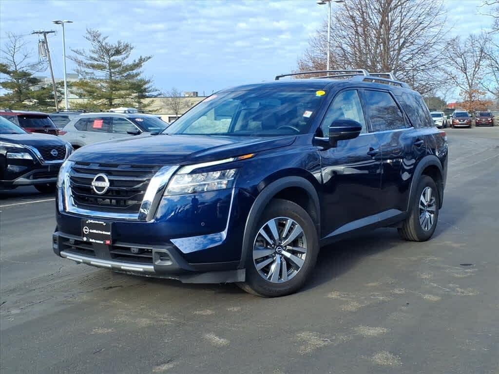 2023 NISSAN Pathfinder