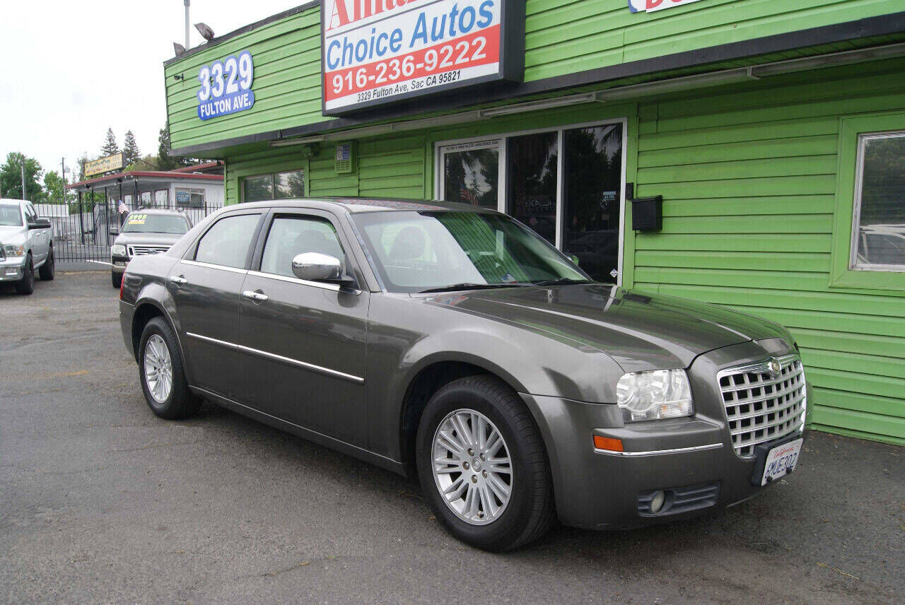 2010 CHRYSLER 300