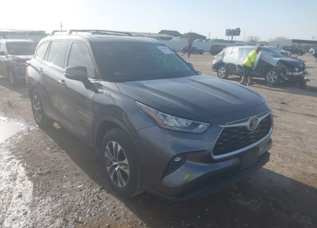 2020 TOYOTA Highlander