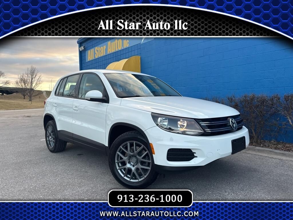 2017 VOLKSWAGEN Tiguan