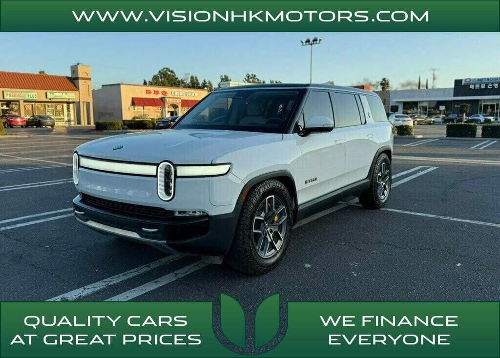 2023 RIVIAN R1S