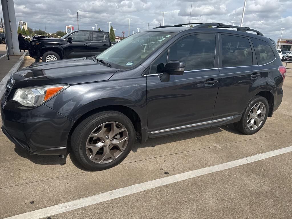 2016 SUBARU Forester