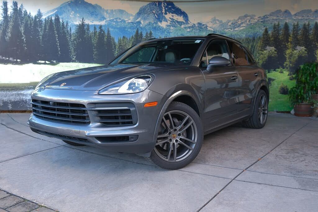 2019 PORSCHE Cayenne
