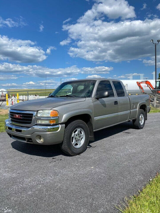 2003 GMC Sierra