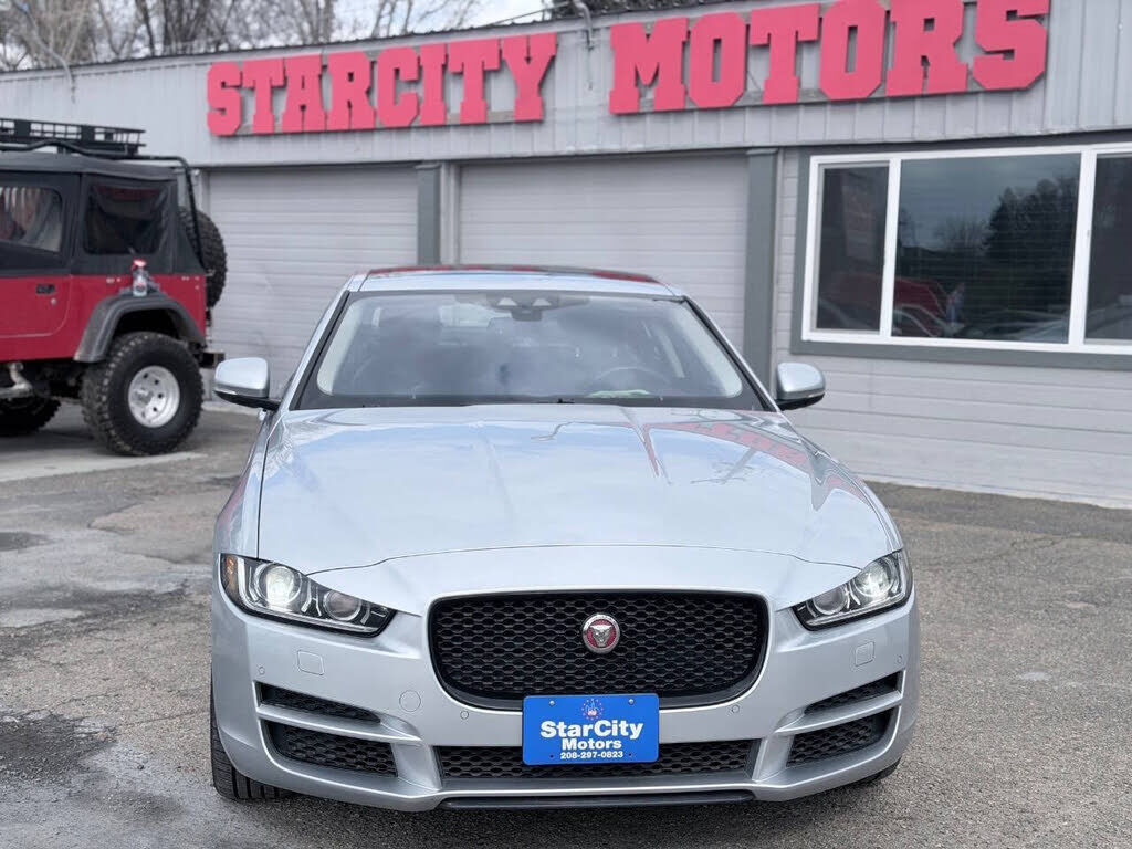 2017 Jaguar XE