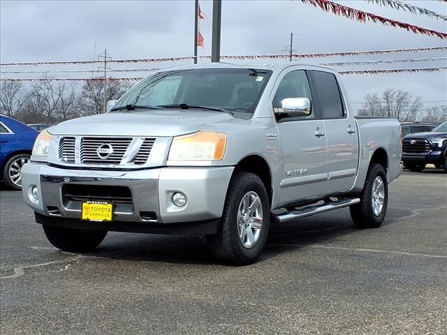 2014 NISSAN Titan