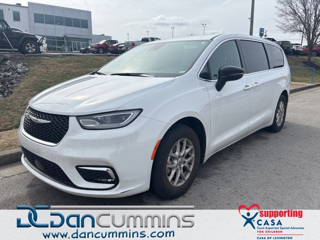 2025 CHRYSLER Pacifica