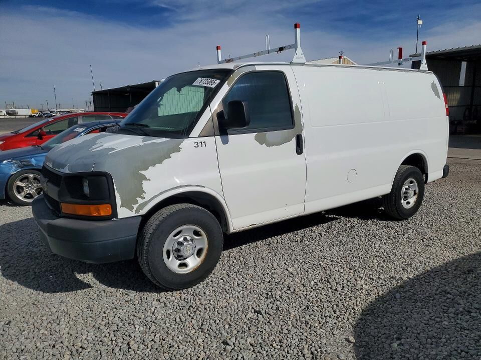 2011 CHEVROLET Express