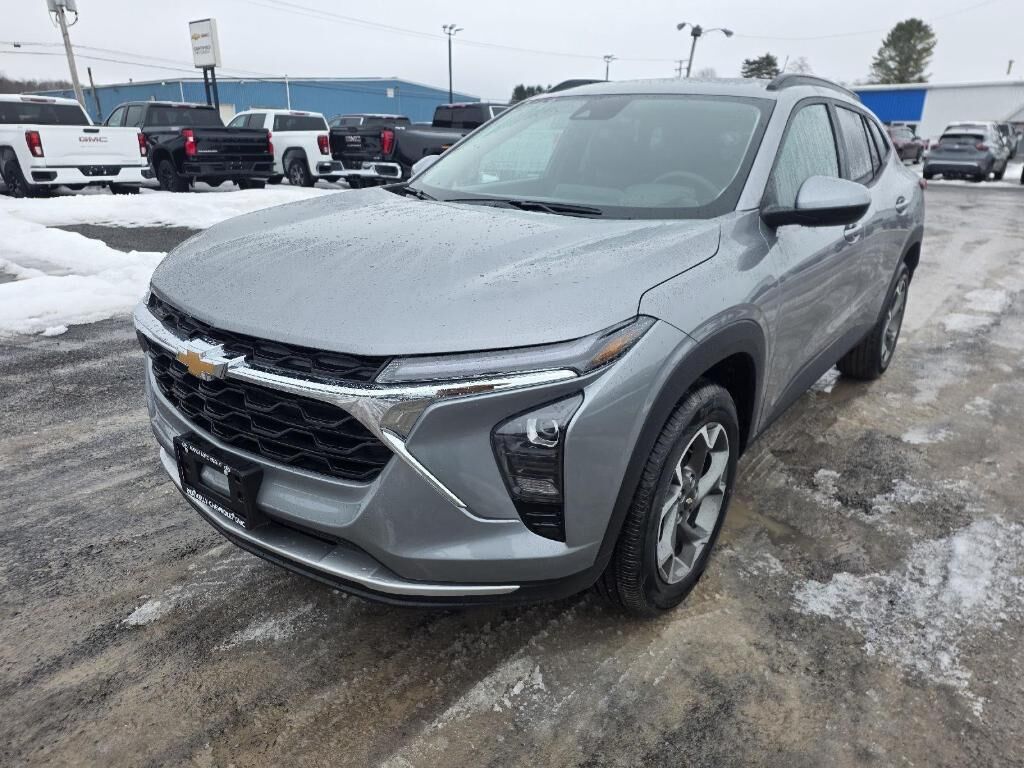 2026 CHEVROLET Trax