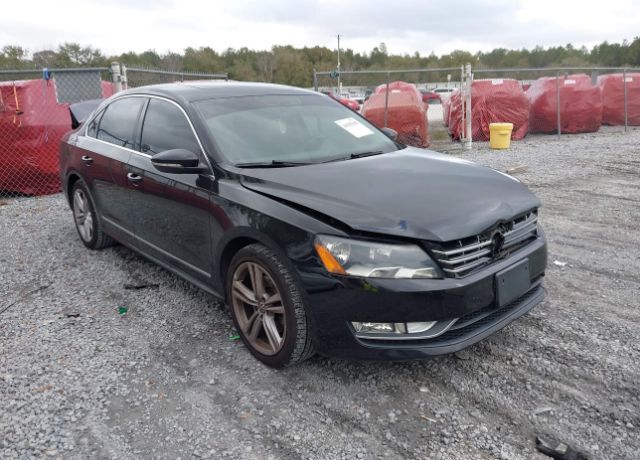 2012 VOLKSWAGEN Passat