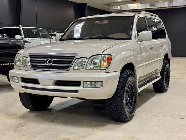 2005 LEXUS LX