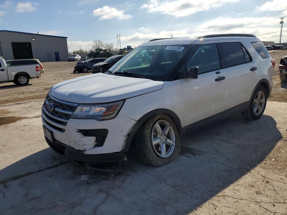 2018 FORD Explorer
