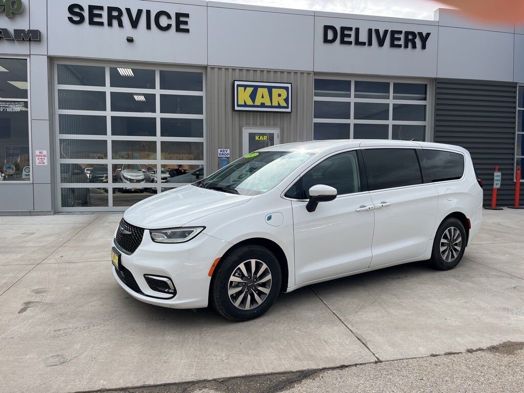 2023 CHRYSLER Pacifica