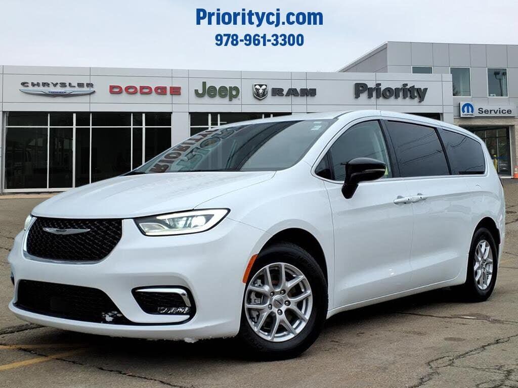 2024 CHRYSLER Pacifica