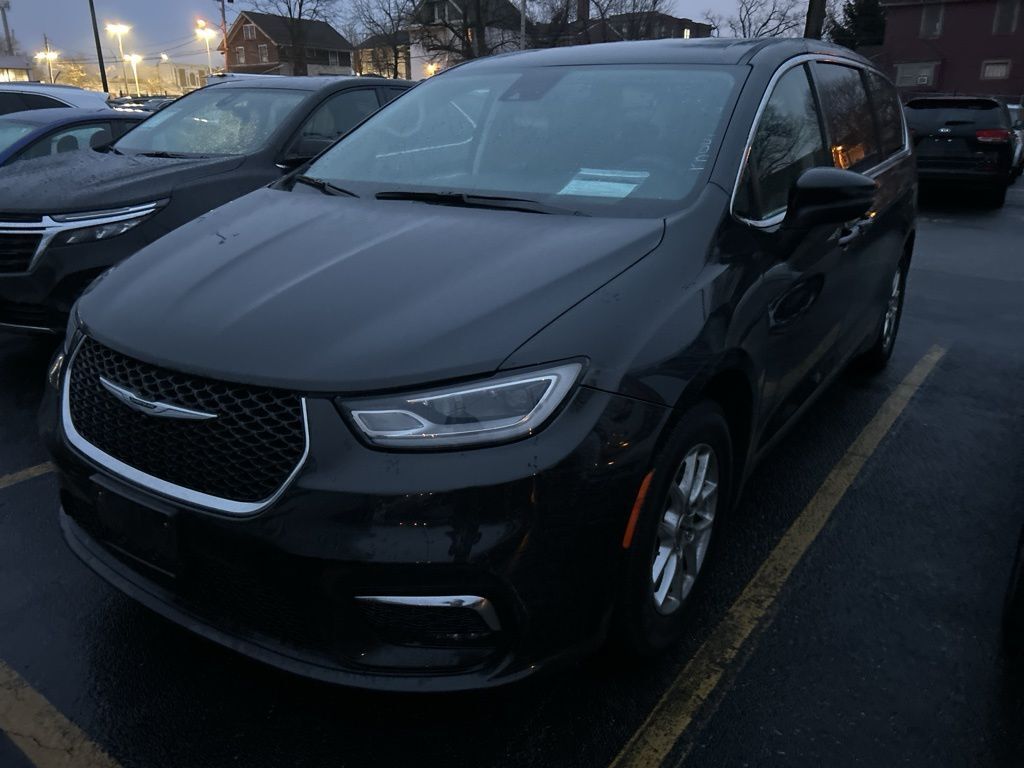 2023 CHRYSLER Pacifica