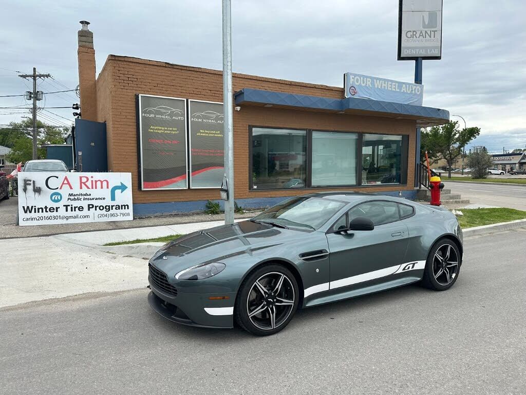 Aston Martin V8 Vantage