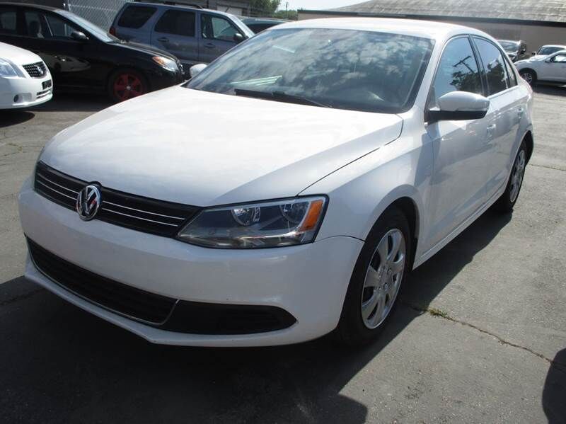 2013 VOLKSWAGEN Jetta