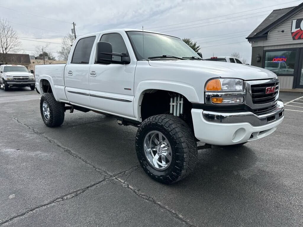 2004 GMC Sierra