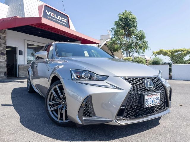 2019 LEXUS IS