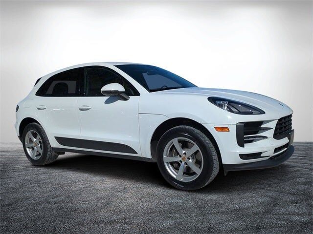 2021 PORSCHE Macan