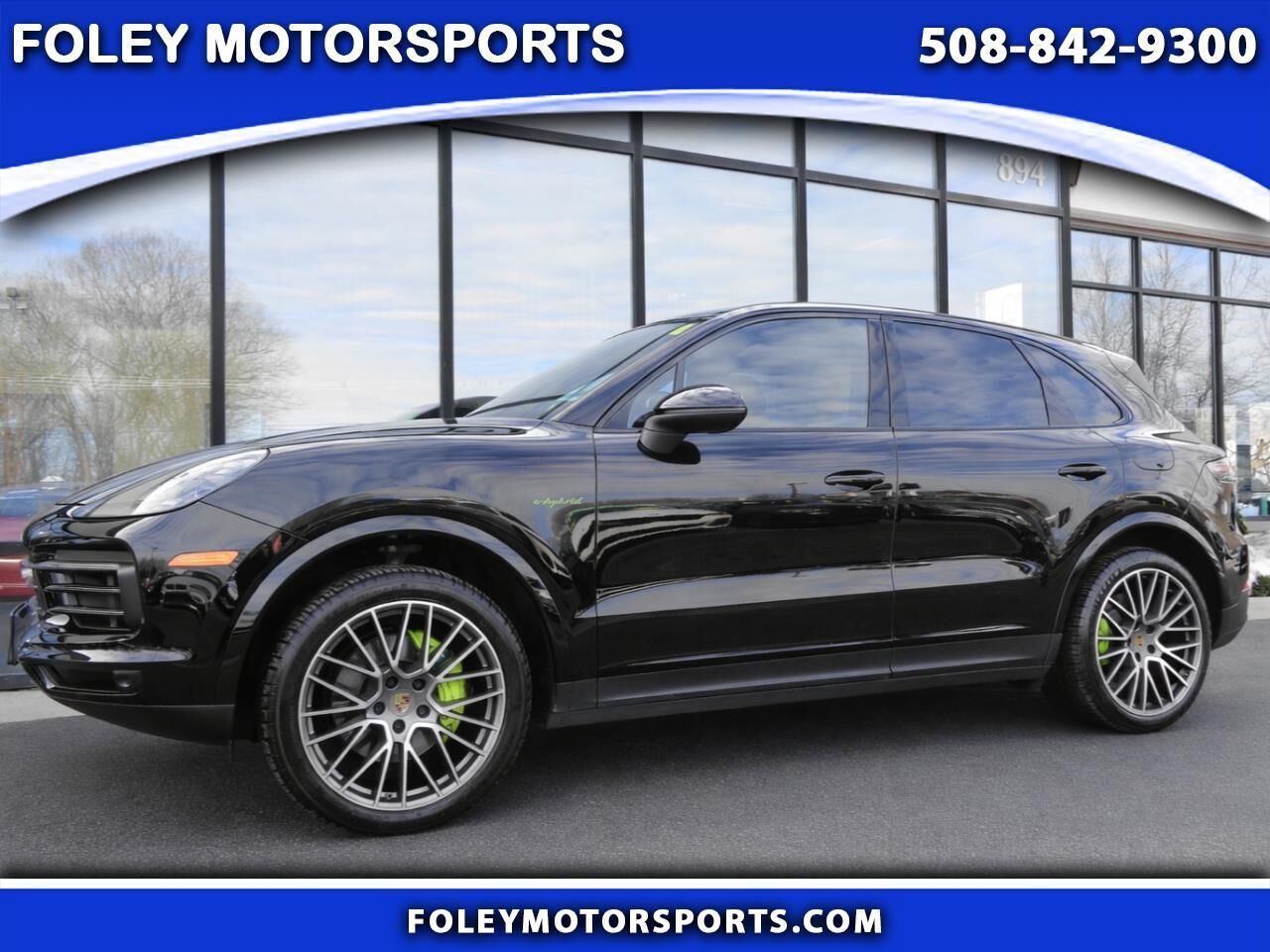 2022 PORSCHE Cayenne