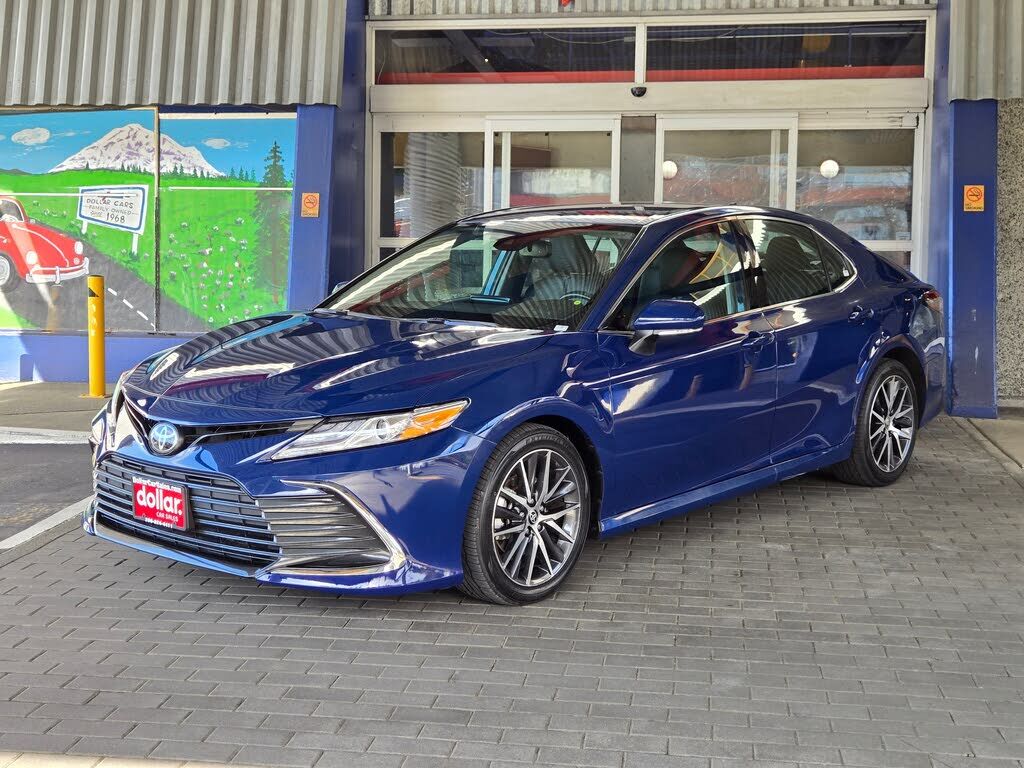 2024 TOYOTA Camry