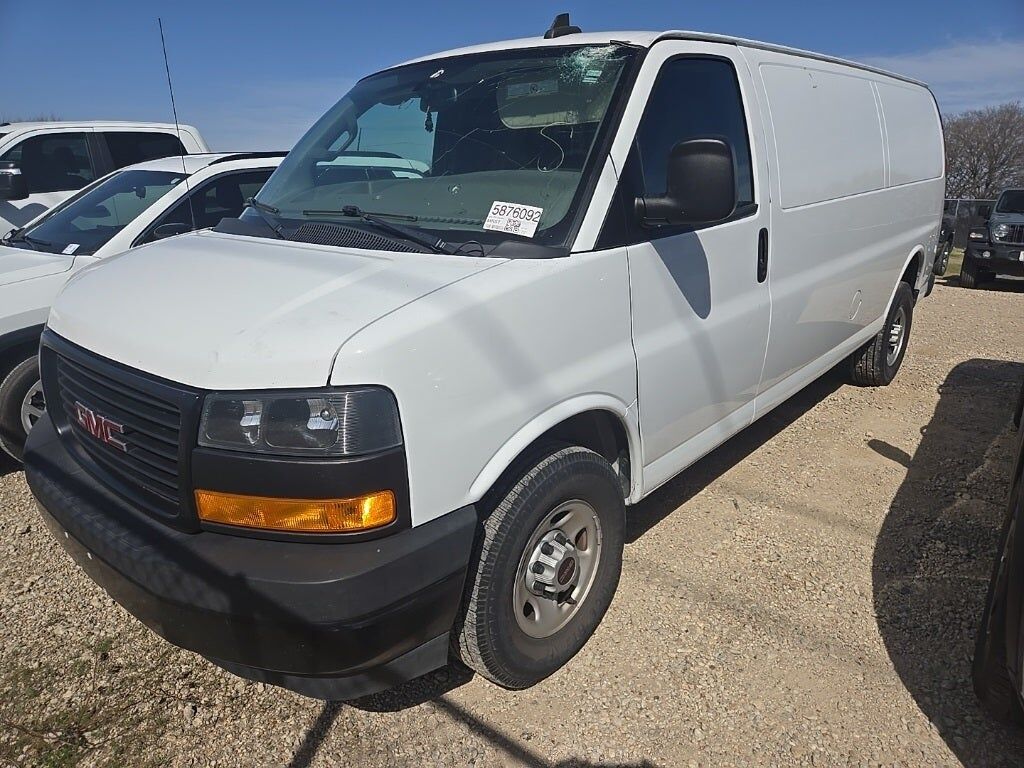 2023 GMC Savana