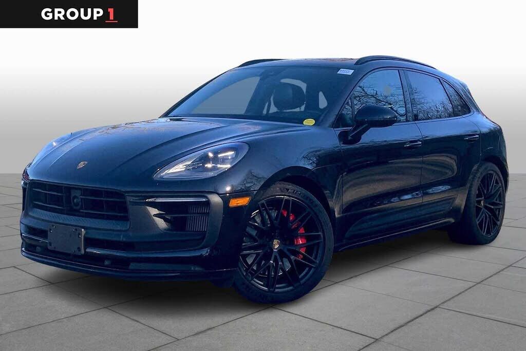 2022 PORSCHE Macan