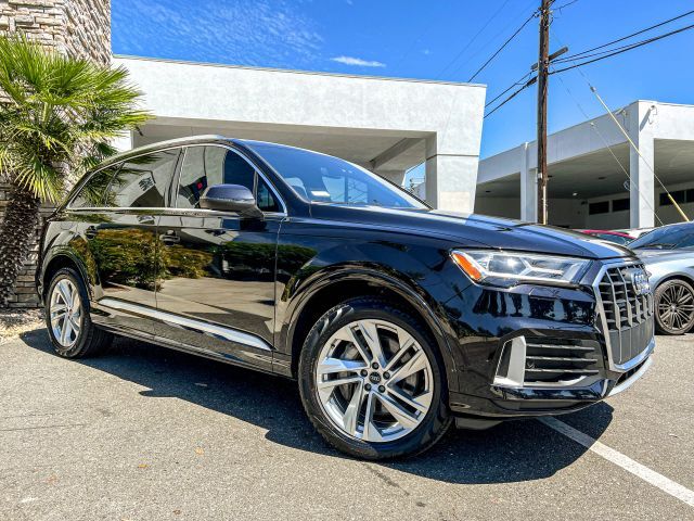 2021 AUDI Q7