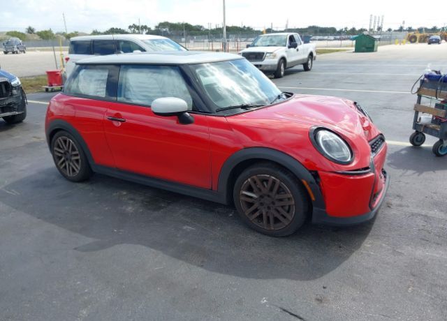 2025 MINI Hardtop