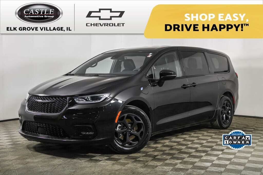 2022 CHRYSLER Pacifica