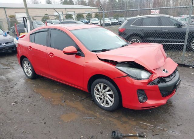 2013 MAZDA Mazda3