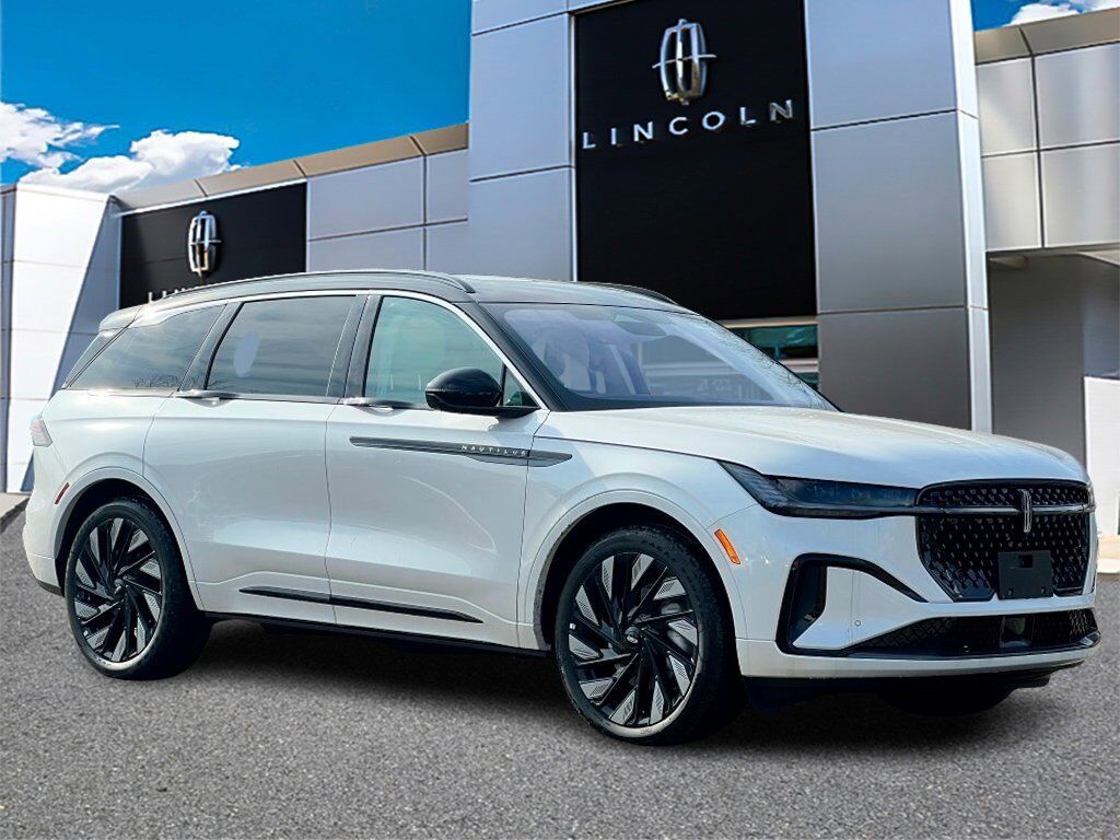 2026 LINCOLN Nautilus