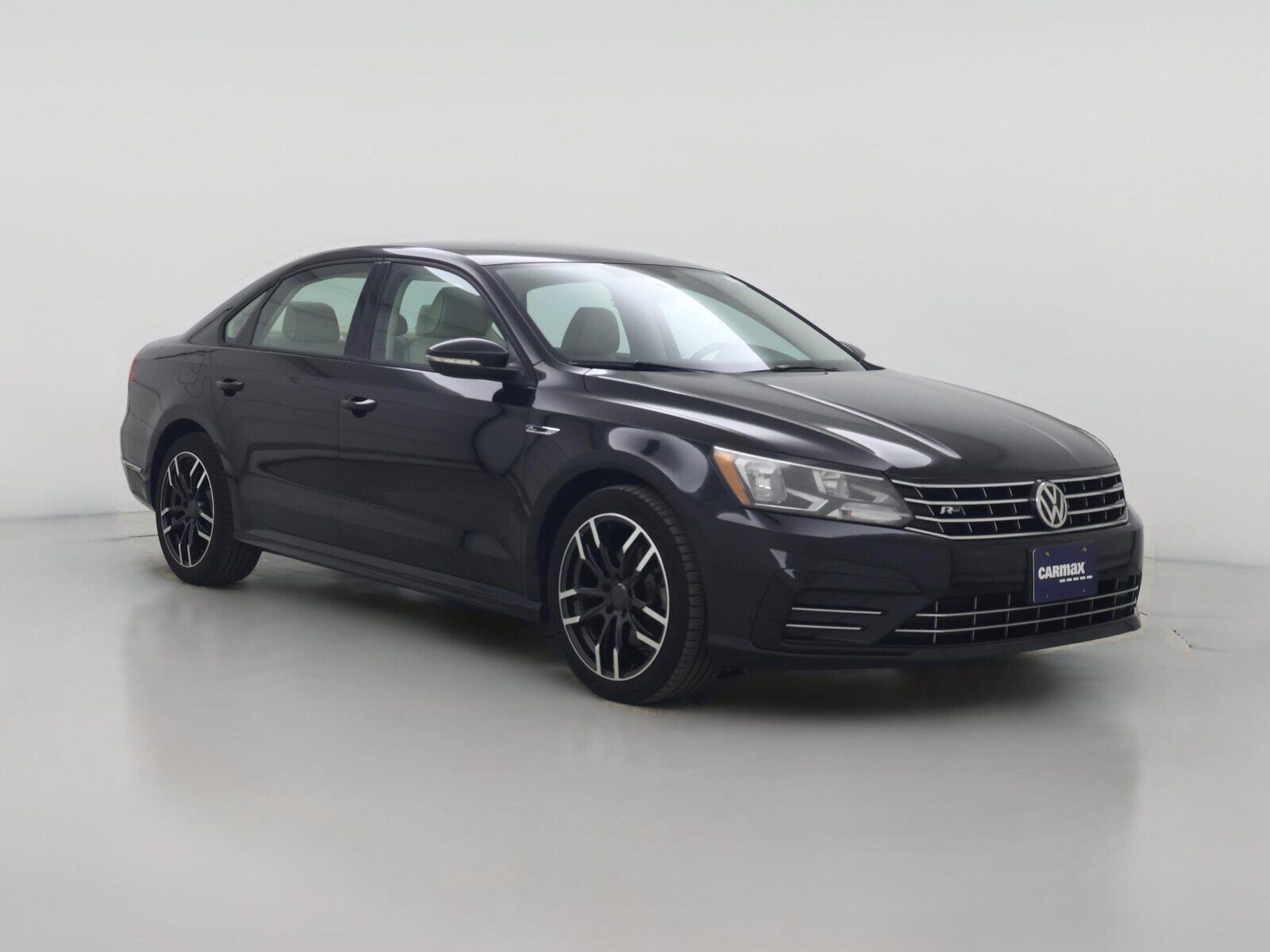 2018 VOLKSWAGEN Passat