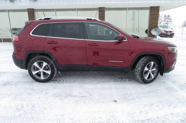 2019 JEEP Cherokee